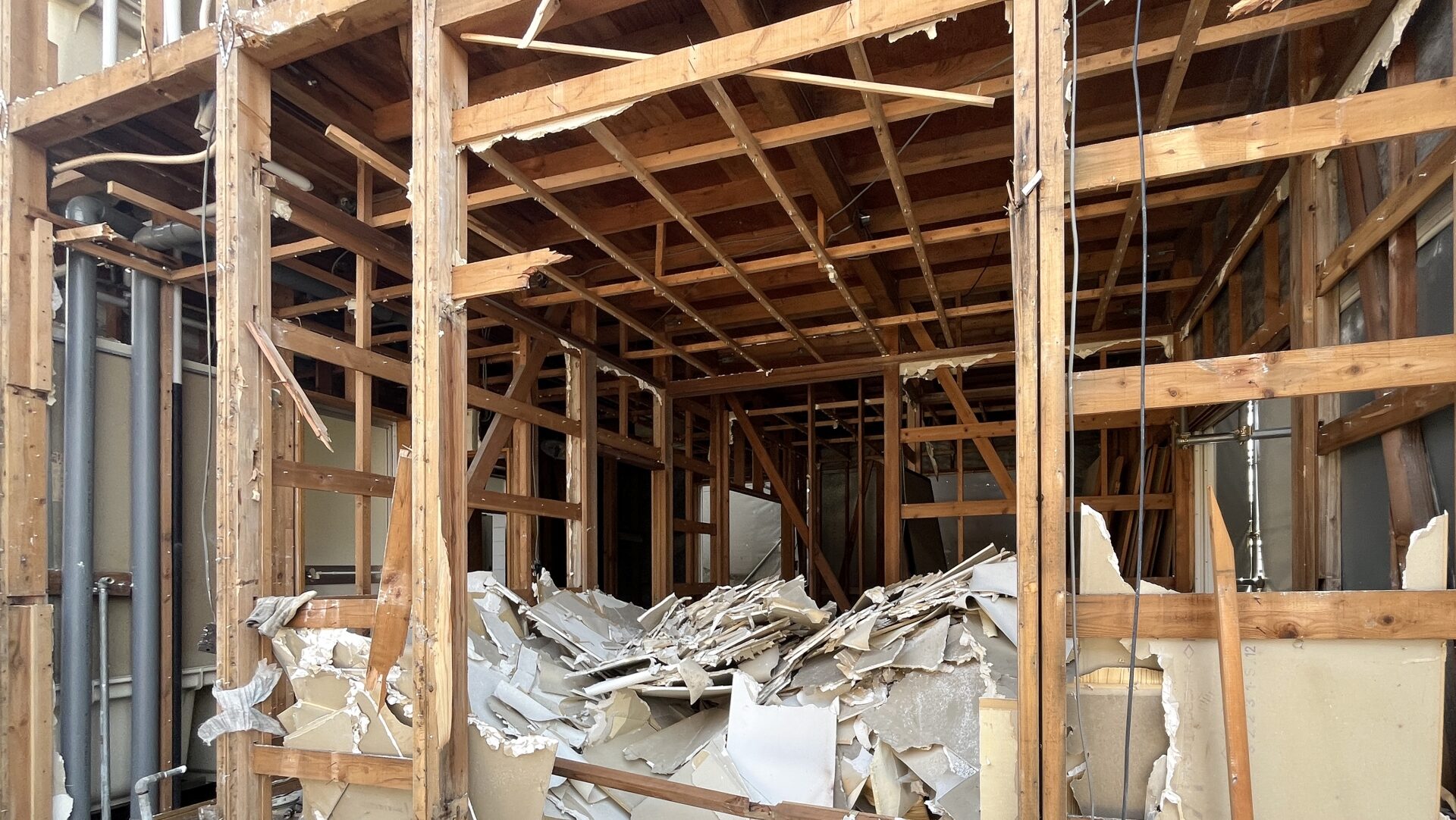 【最重要】解体工事の届出①：建設リサイクル法に基づく届出