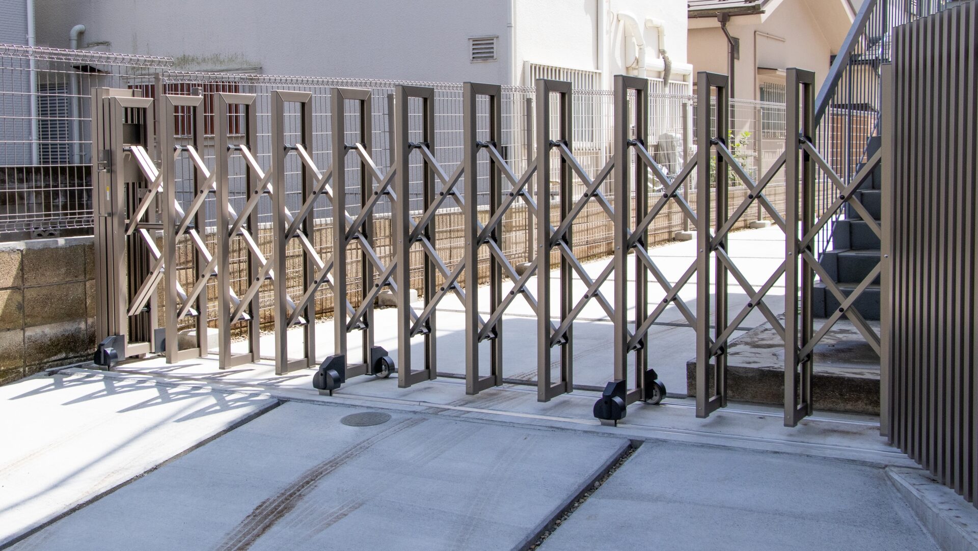 アコーディオン門扉リフォームを成功させるポイント