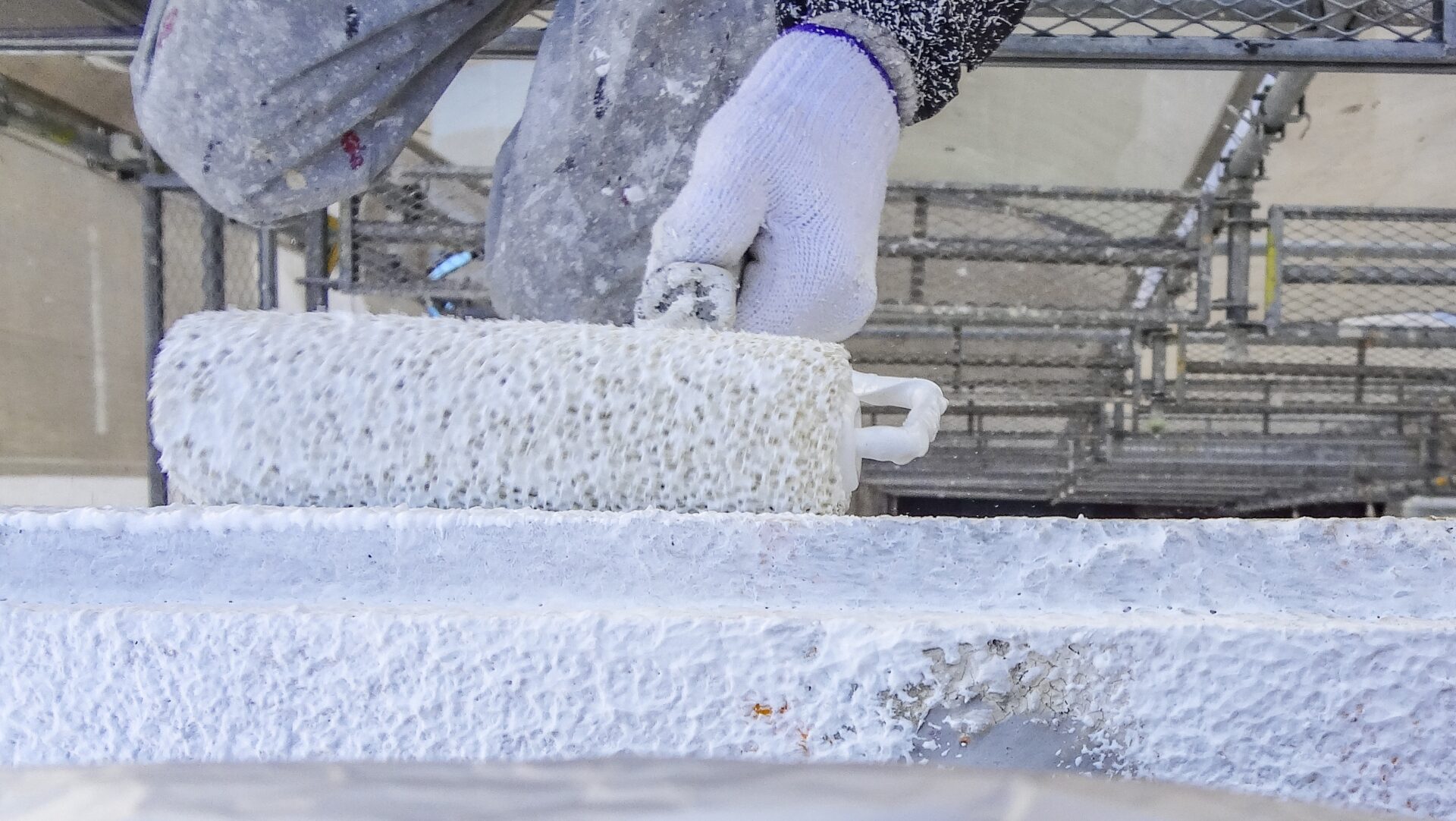 マンション外壁の塗装で選ぶべき塗料の種類と特徴