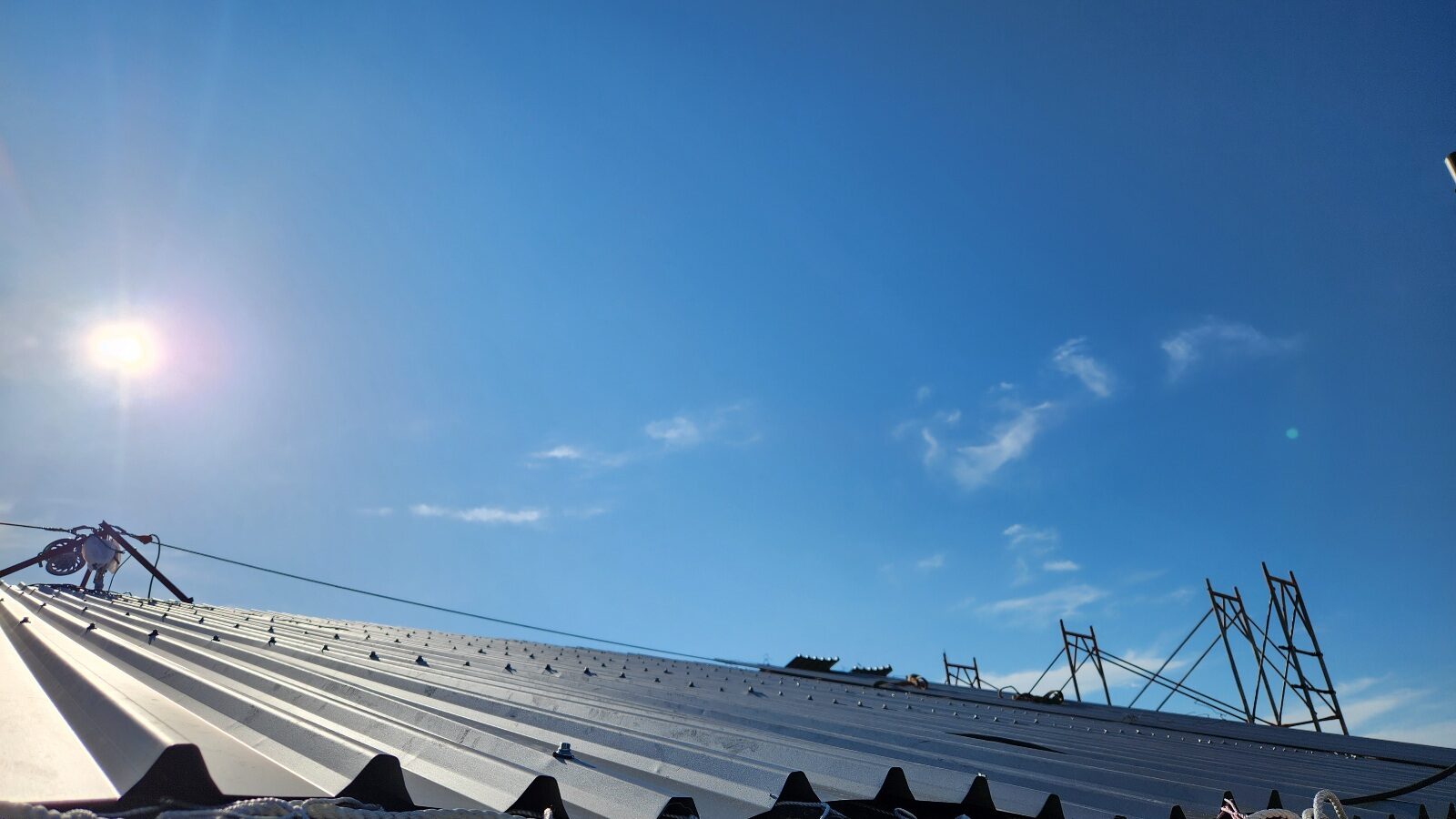 屋根のカバー工法のデメリットとメリットを徹底比較