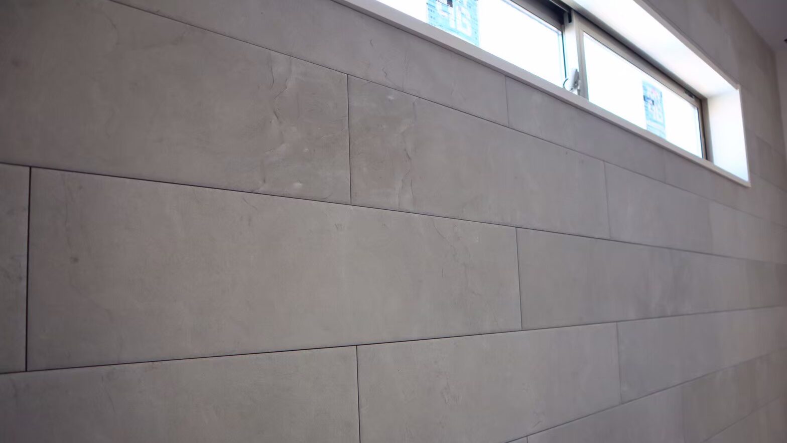 玄関のエコカラットと鏡のリフォーム費用相場と費用の内訳