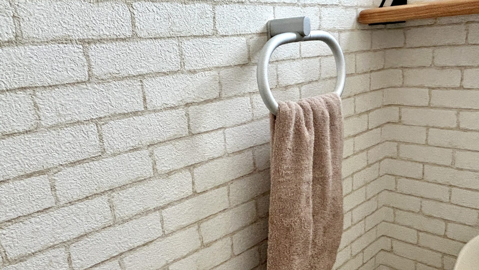 満足度を高めるトイレのクロス張替えの選び方